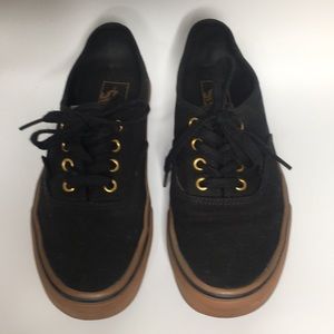 Black authentic Vans with shoe lace